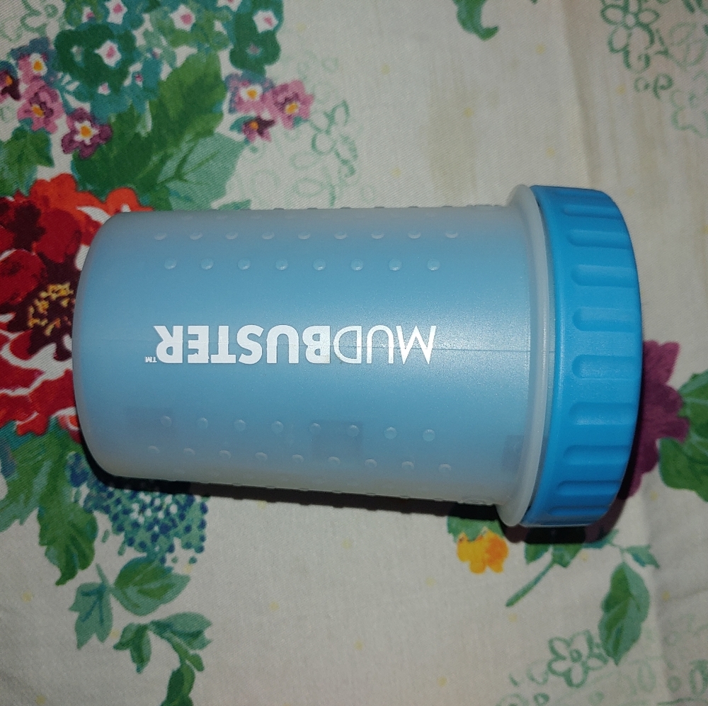 Dexas Mudbuster portable dog paw cleaner
